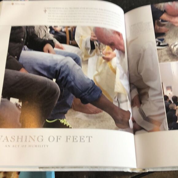 Pope Francis. A Photographic Portrait of The People’s Pope - Picture 6 of 6